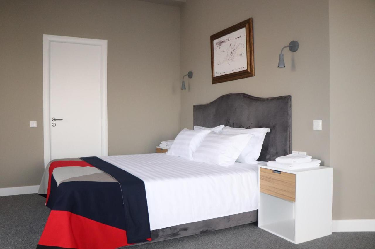 Mika Hotel 阿拉木图 外观 照片